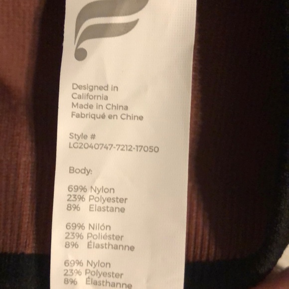 Fabletics High-Waisted Seamless Colorblock Legging - Picture 5 of 5